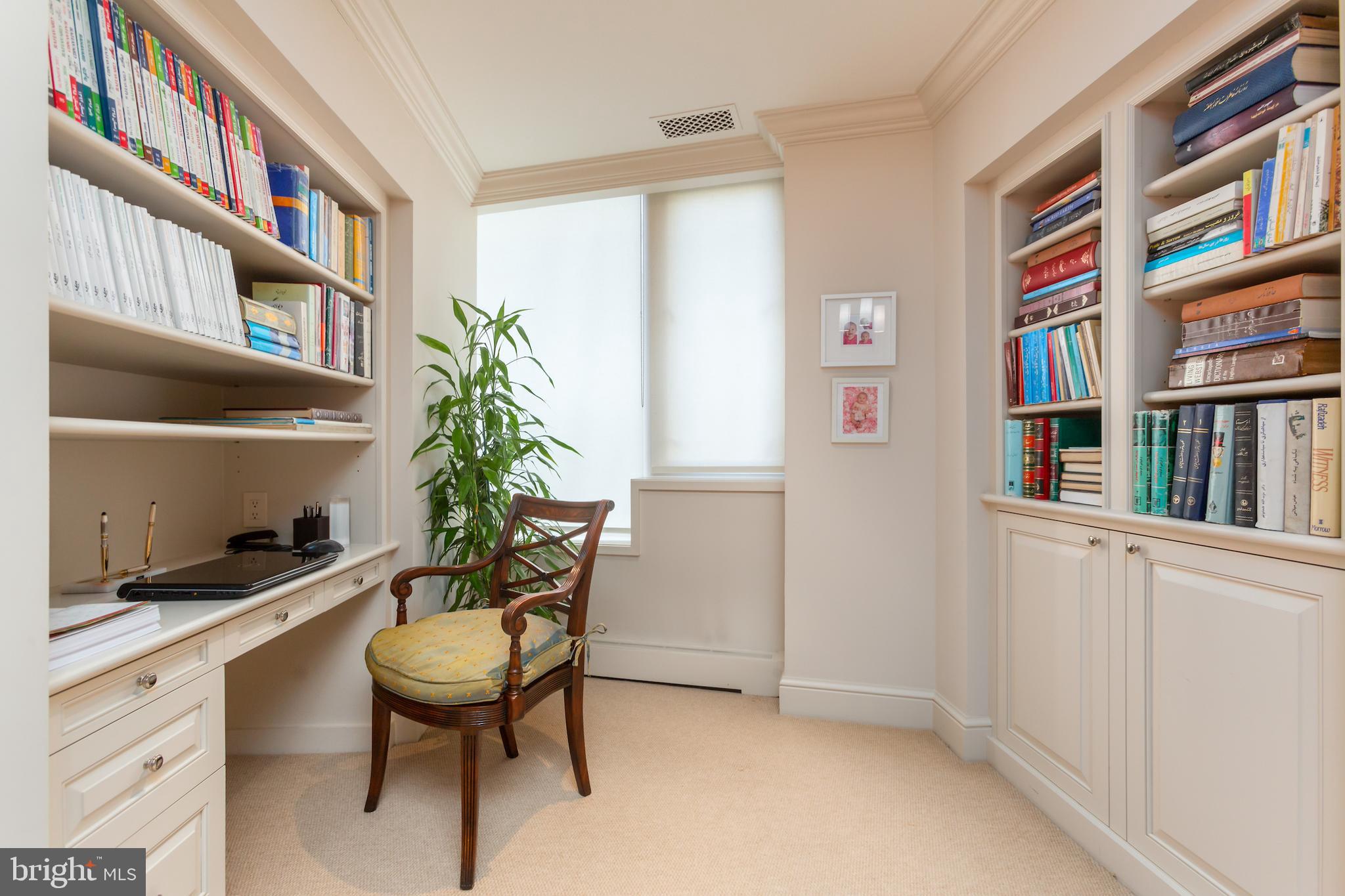 3030 K Street Northwest, Unit PH212 Washington, DC 20007 - Photo 24 of 30