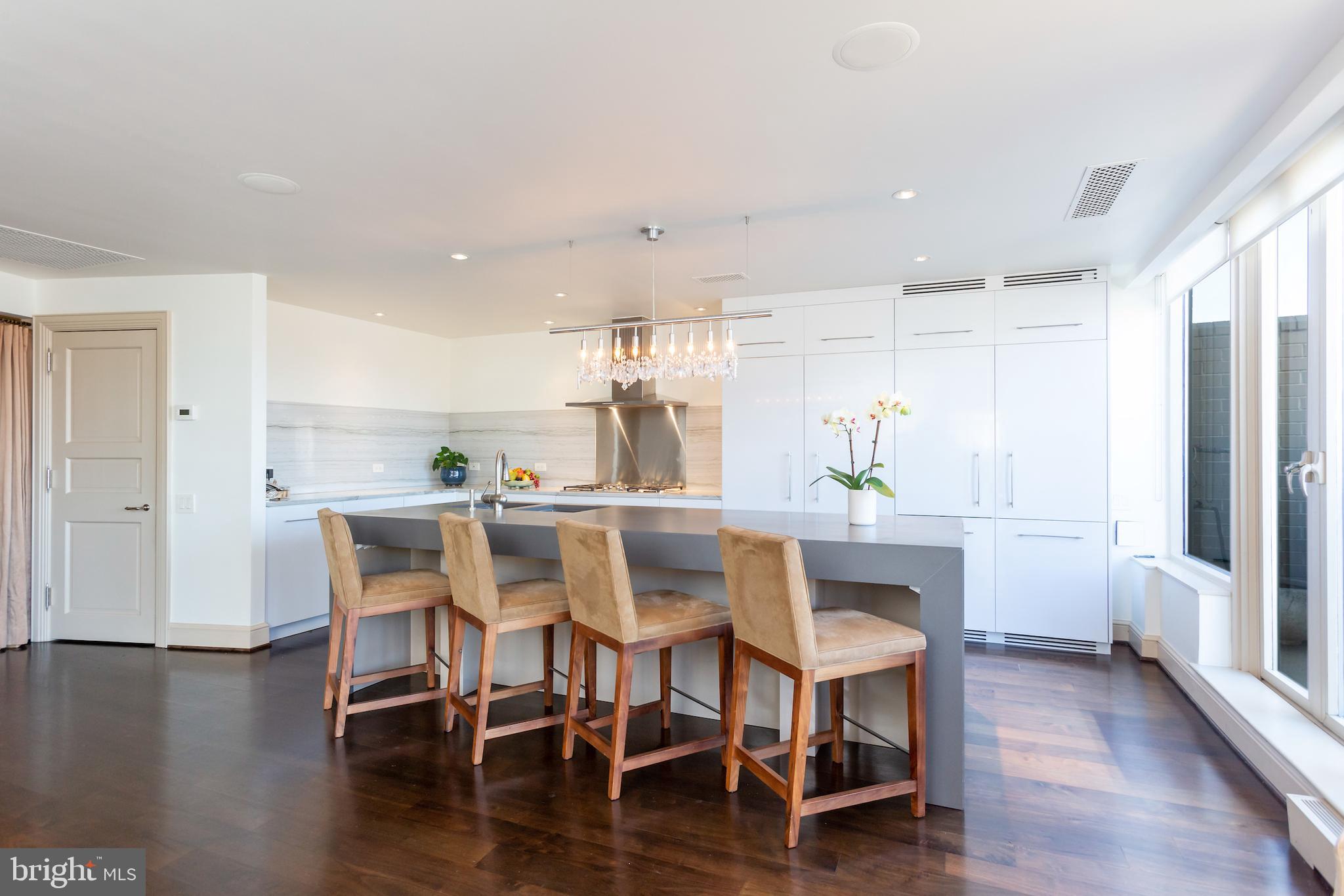 3030 K Street Northwest, Unit PH212 Washington, DC 20007 - Photo 10 of 30