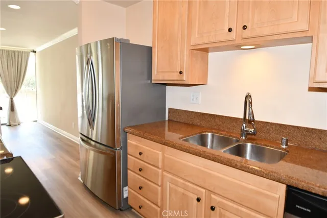 $599,995 | 6542 Ocean Crest Drive, Unit B114, Rancho Palos Verdes, CA 90275