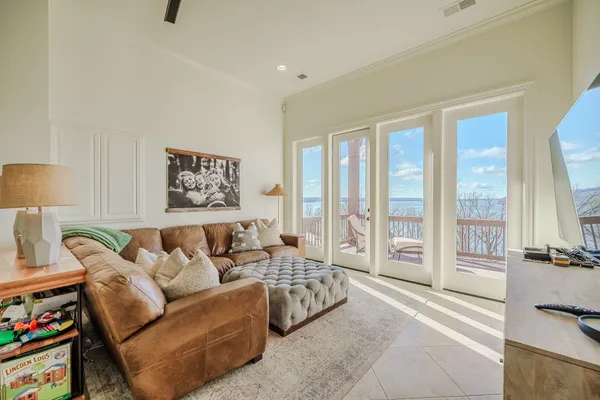 $899,000 | 55 A Oasis Lane, Savannah, TN 38372