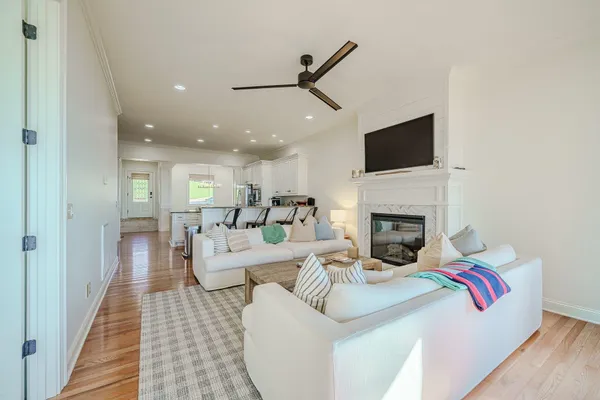 $899,000 | 55 A Oasis Lane, Savannah, TN 38372
