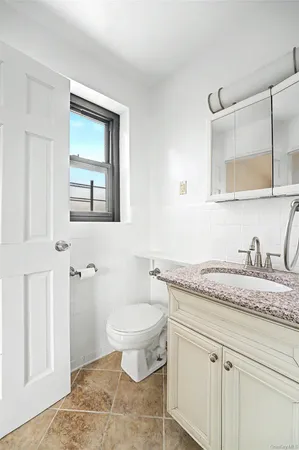 $468,000 | 63-95 Austin Street, Unit 5J | Rego Park