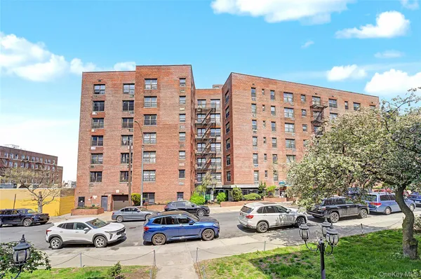 $468,000 | 63-95 Austin Street, Unit 5J | Rego Park