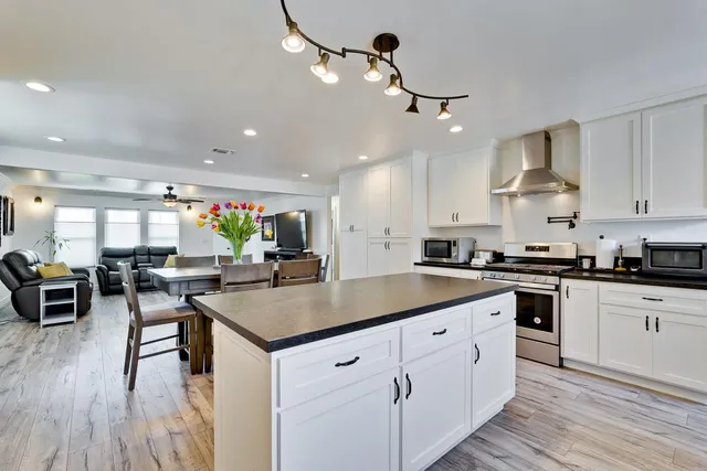 $1,375,000 | 118 Cherry Avenue, South San Francisco, CA 94080