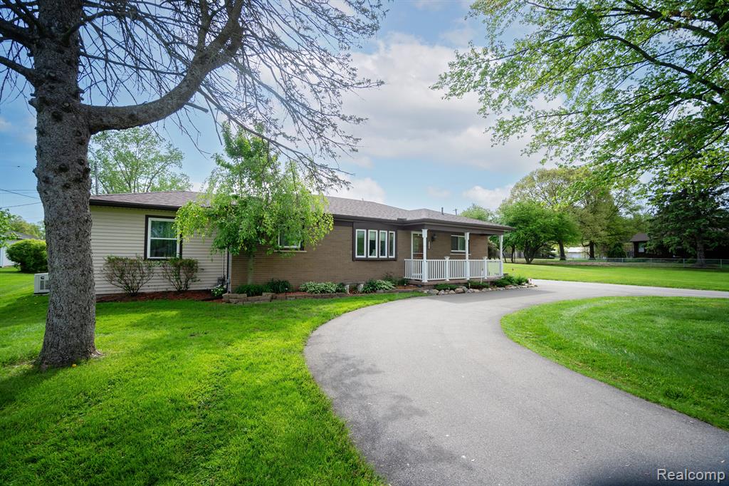 17285 Inkster Road Romulus, MI 48174 - Photo 4 of 57