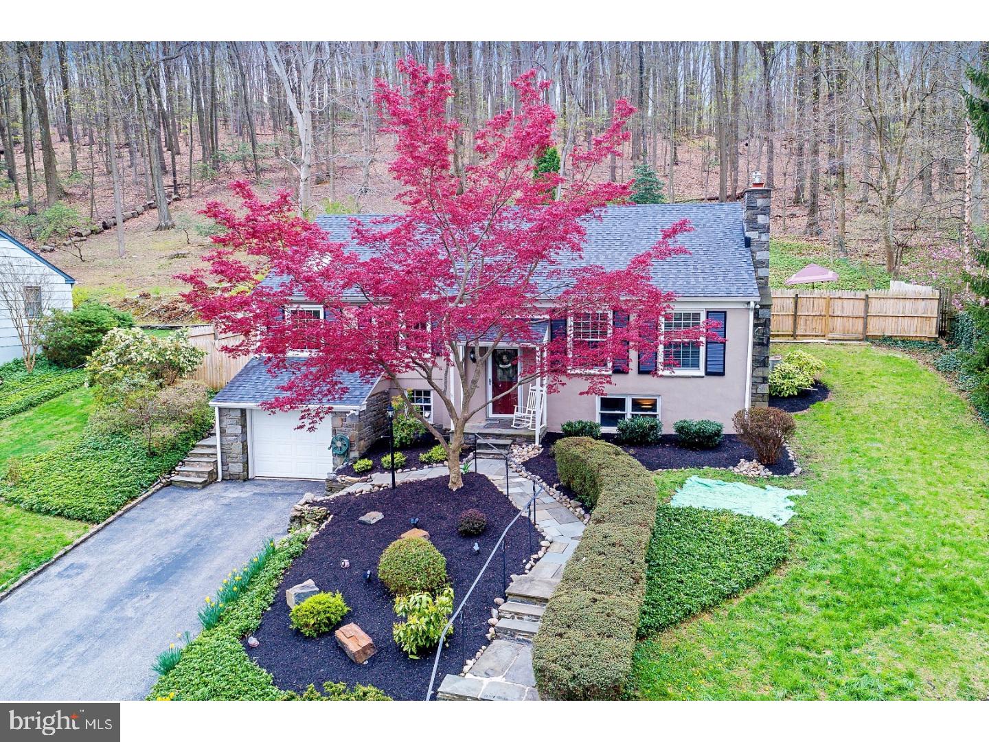 221 Arden Road Conshohocken, PA 19428 - Photo 2 of 25 Gallery Image 2