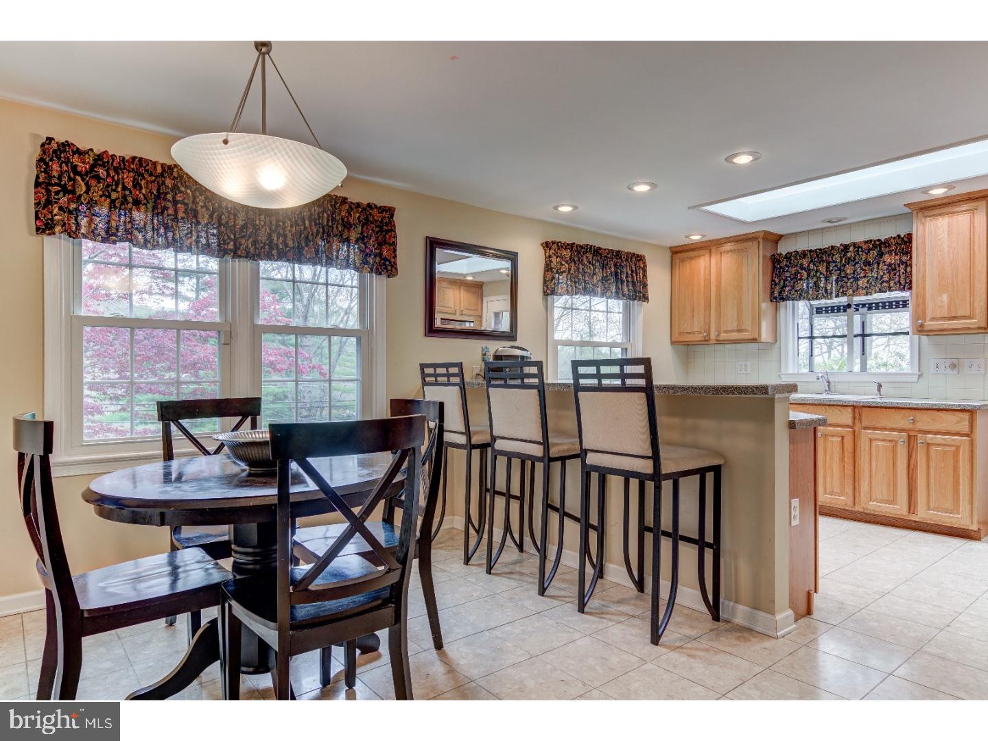 221 Arden Road Conshohocken, PA 19428 - Photo 6 of 25 Gallery Image 6