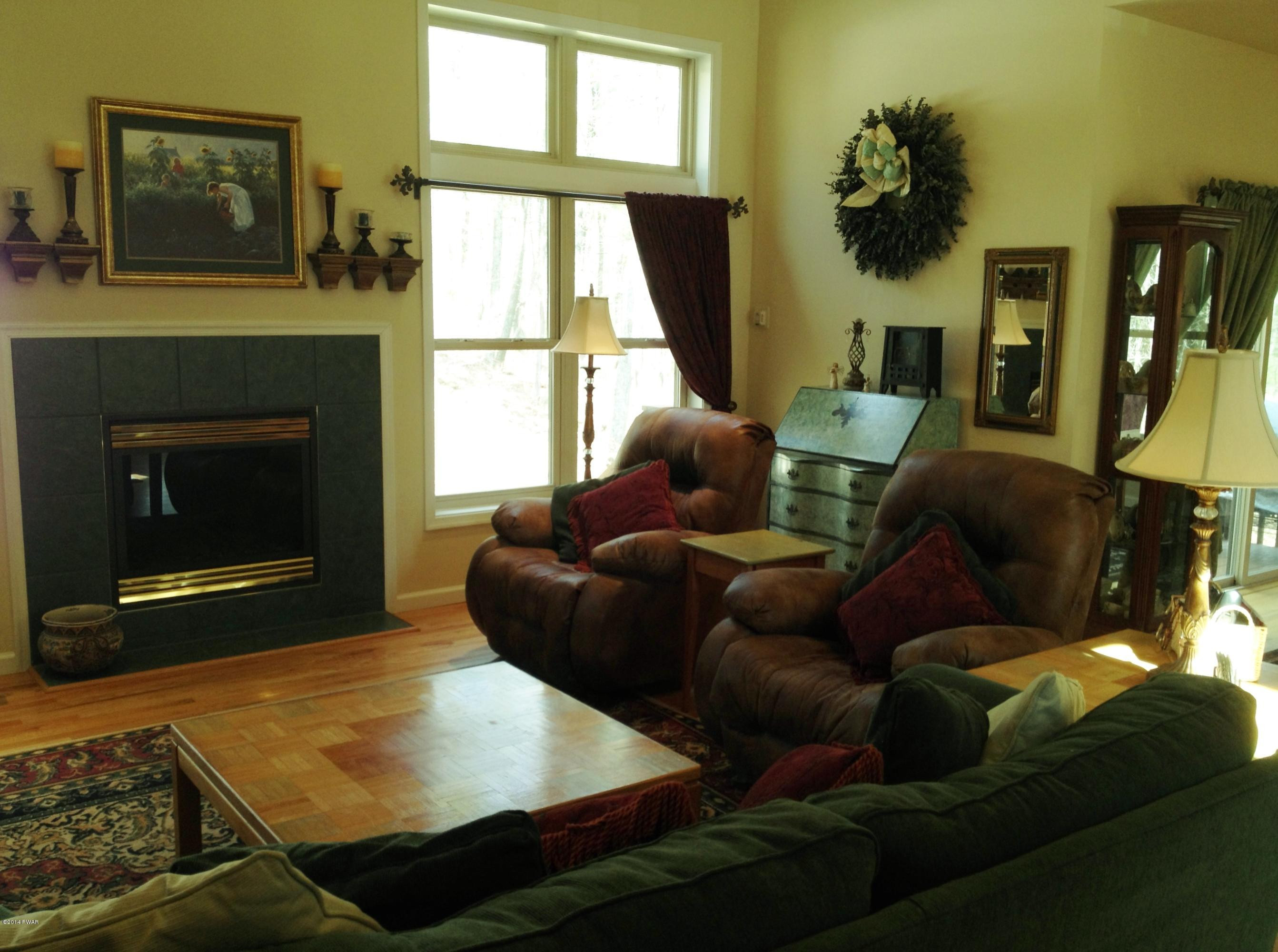 202 Oak Ridge Drive Milford, PA 18337 - Photo 15 of 58