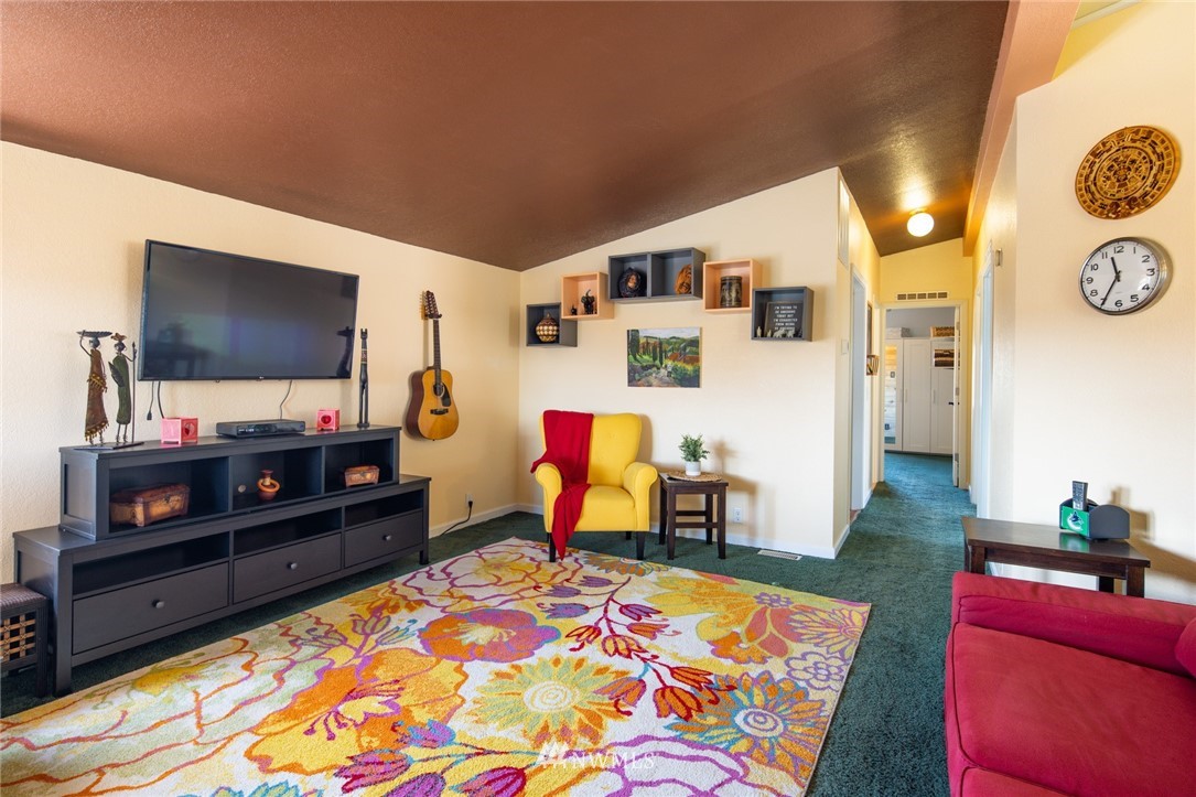 1245 Bradley Road, Unit 15 Lynden, WA 98264 - Photo 11 of 32 Gallery Image 11