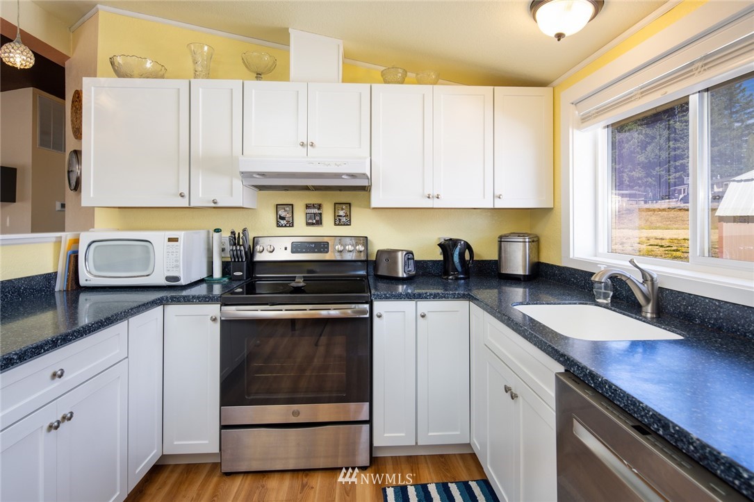 1245 Bradley Road, Unit 15 Lynden, WA 98264 - Photo 15 of 32 Gallery Image 15