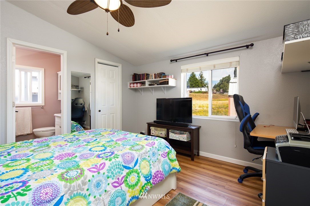 1245 Bradley Road, Unit 15 Lynden, WA 98264 - Photo 20 of 32 Gallery Image 20