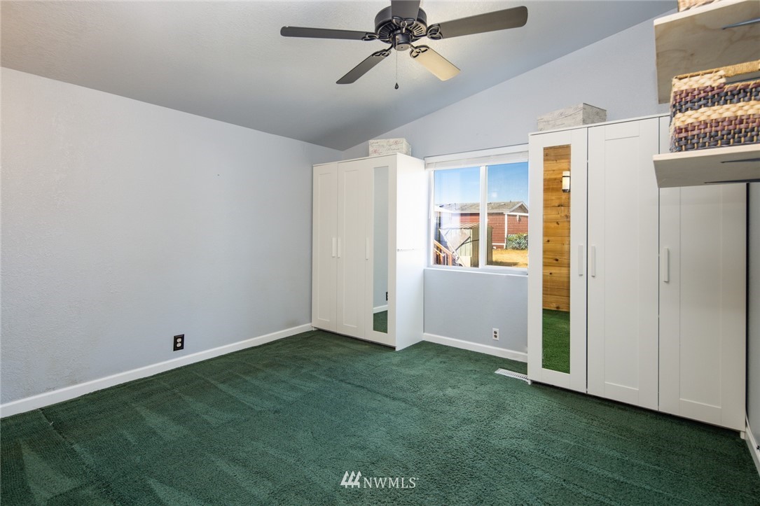 1245 Bradley Road, Unit 15 Lynden, WA 98264 - Photo 24 of 32 Gallery Image 24