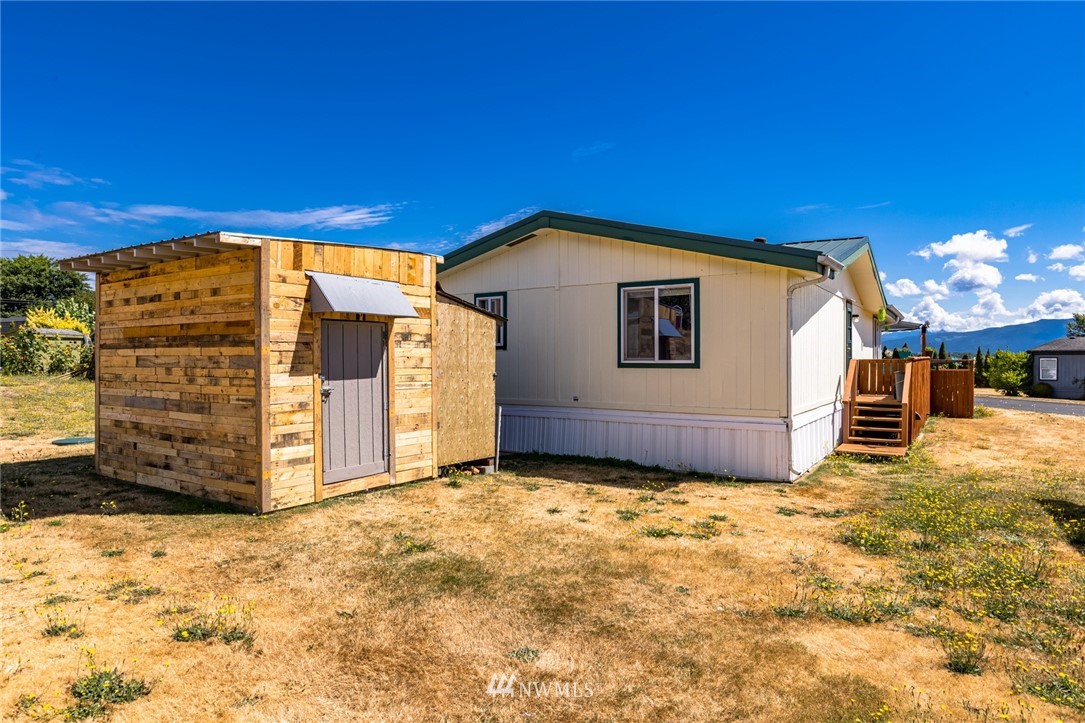 1245 Bradley Road, Unit 15 Lynden, WA 98264 - Photo 29 of 32 Gallery Image 29