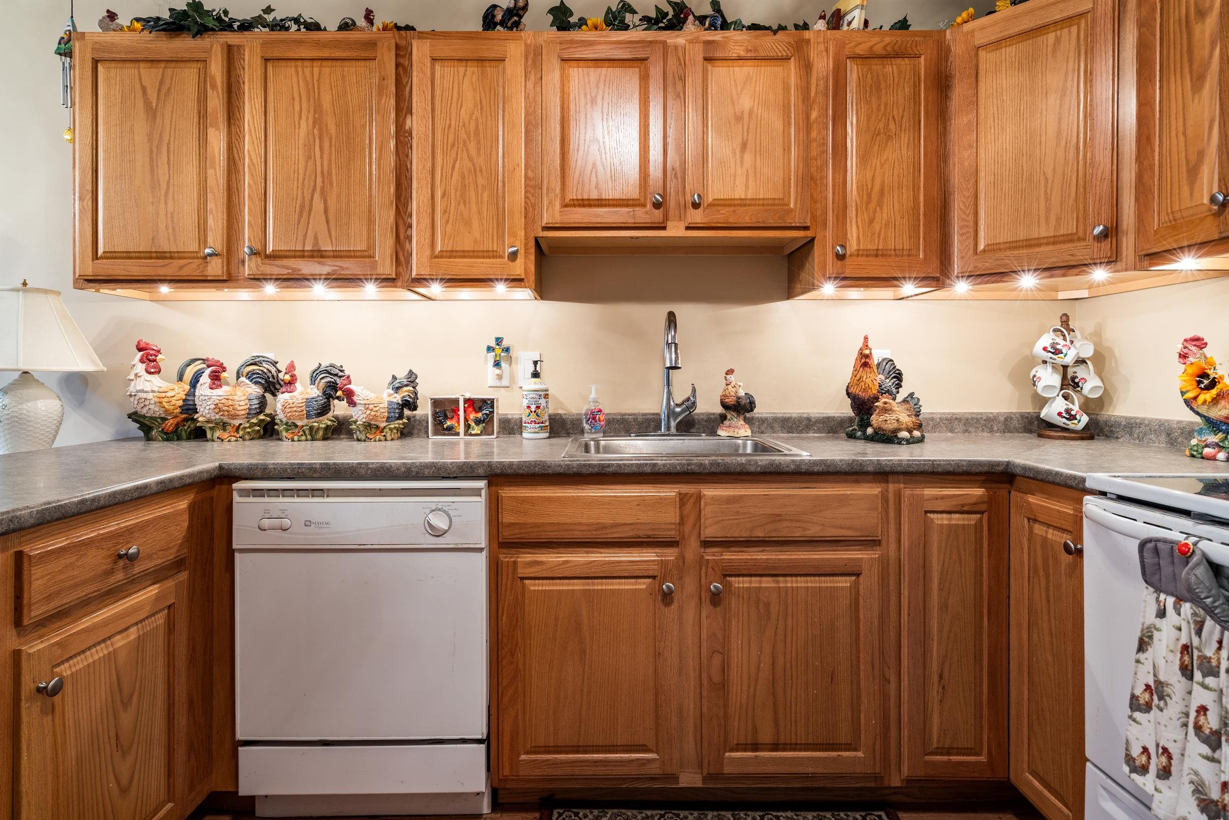 75 Brookview Road Windham, NH 03087 - Photo 5 of 30