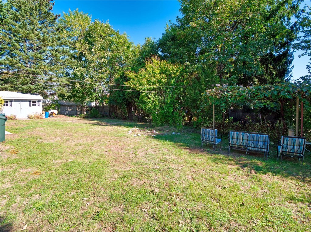 6 Violet Court Bristol, RI 02809 - Photo 27 of 39