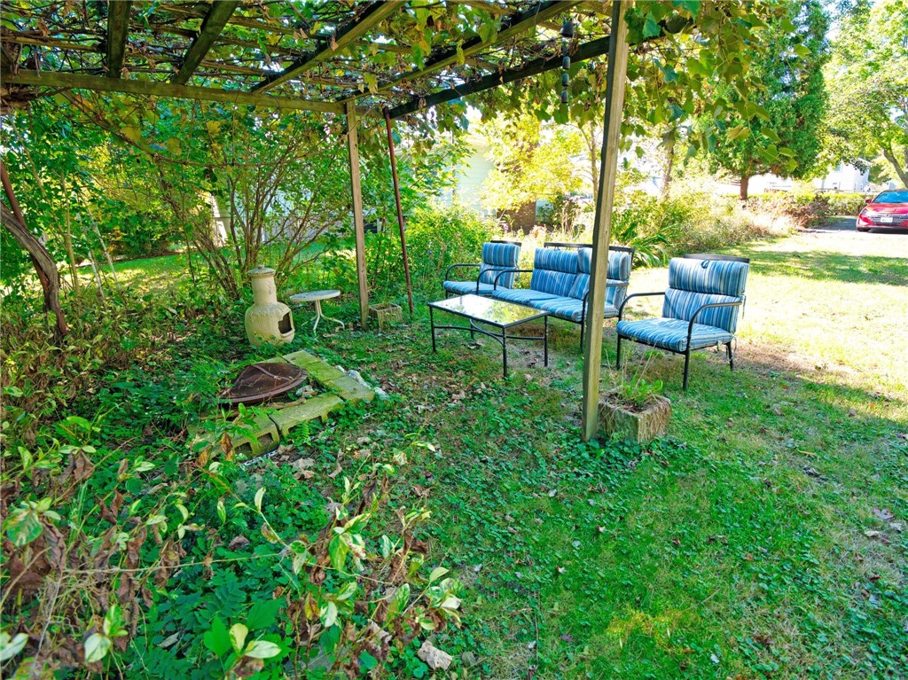 6 Violet Court Bristol, RI 02809 - Photo 28 of 39