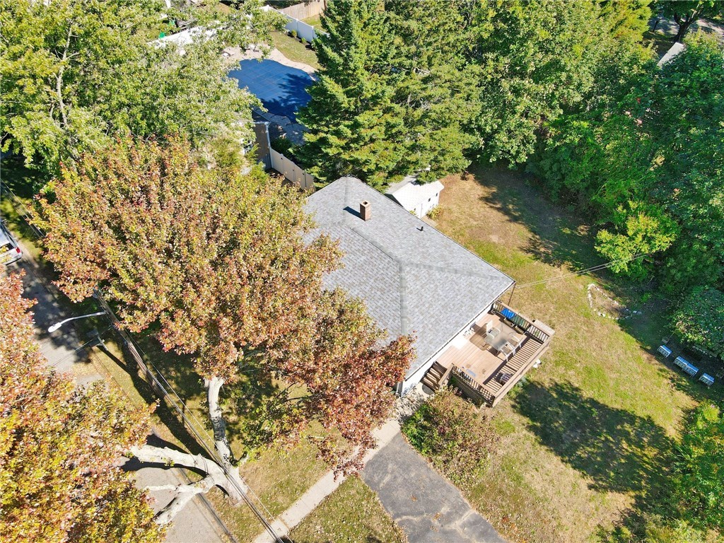 6 Violet Court Bristol, RI 02809 - Photo 31 of 39