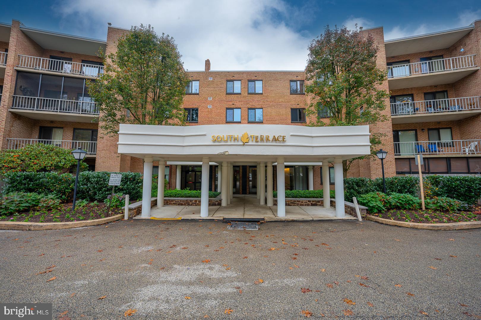 Entrance to South Terrace