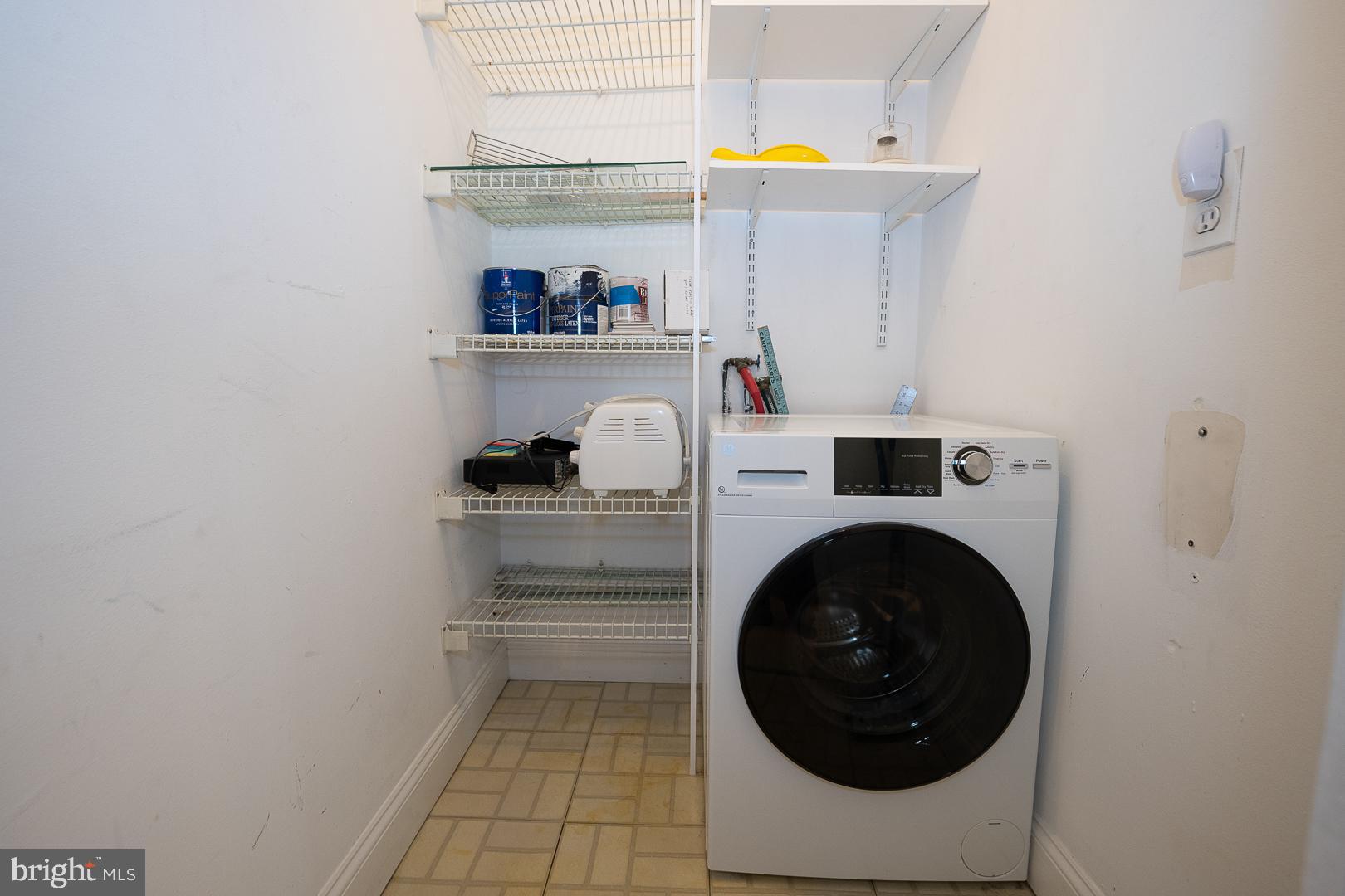 1637 Oakwood Drive, Unit CONDO 218 Penn Valley, PA 19072 - Photo 21 of 39 In unit Laundry Room