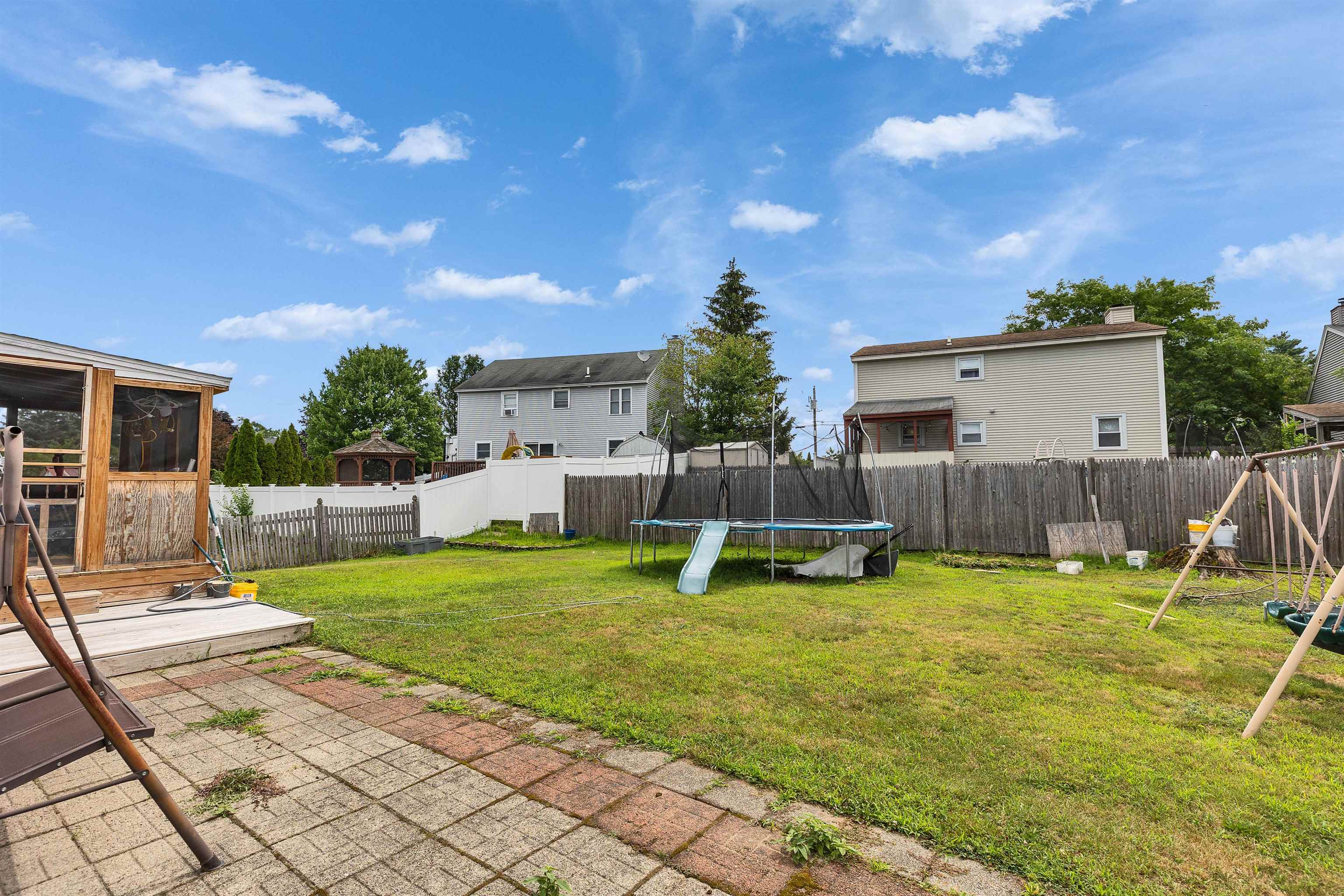 52 Pullman Street Manchester, NH 03103 - Photo 41 of 45 Gallery Image 41