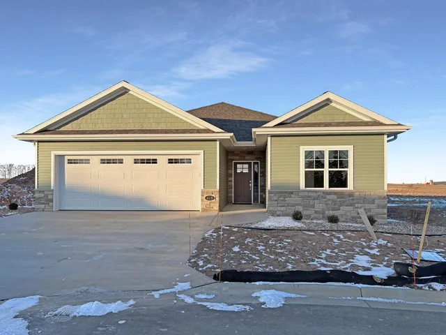 $395,900 | 418 Toms Way, Luxemburg, WI 54217