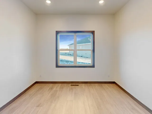 $395,900 | 418 Toms Way, Luxemburg, WI 54217