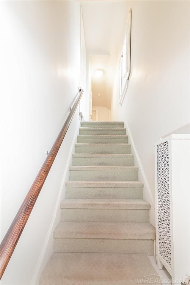 621 South Oxford Road Grosse Pointe Woods, MI 48236 - Photo 42 of 57