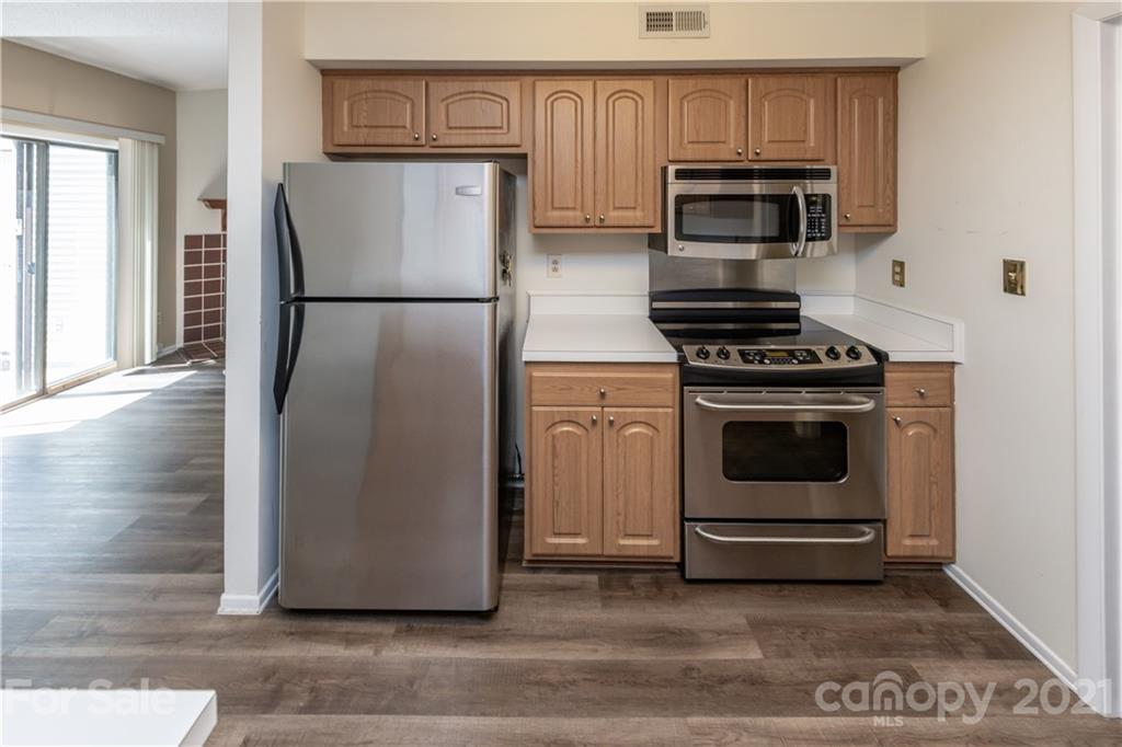 6712 Thermal Road Charlotte, NC 28211 - Photo 13 of 34 Gallery Image 13