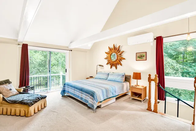 $1,100,000 | 46 Kensington Road, Hampton Falls, NH 03844