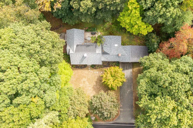 $1,100,000 | 46 Kensington Road, Hampton Falls, NH 03844