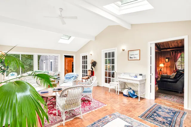 $1,100,000 | 46 Kensington Road, Hampton Falls, NH 03844