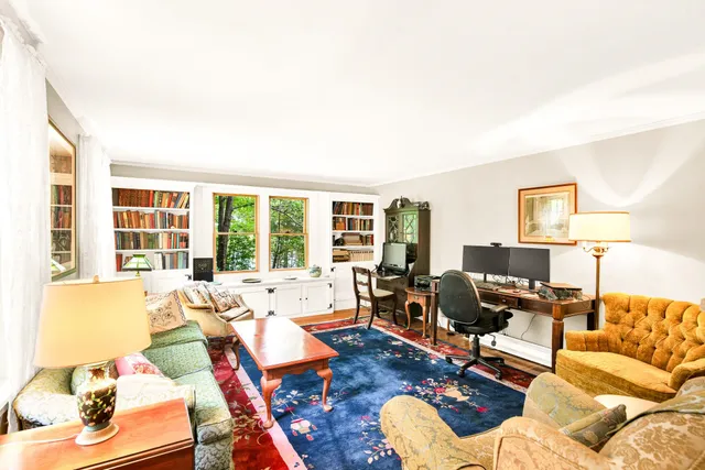 $1,100,000 | 46 Kensington Road, Hampton Falls, NH 03844