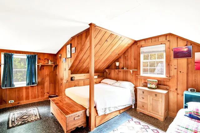 $1,100,000 | 46 Kensington Road, Hampton Falls, NH 03844