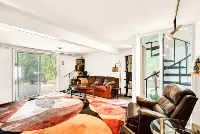 $1,100,000 | 46 Kensington Road, Hampton Falls, NH 03844