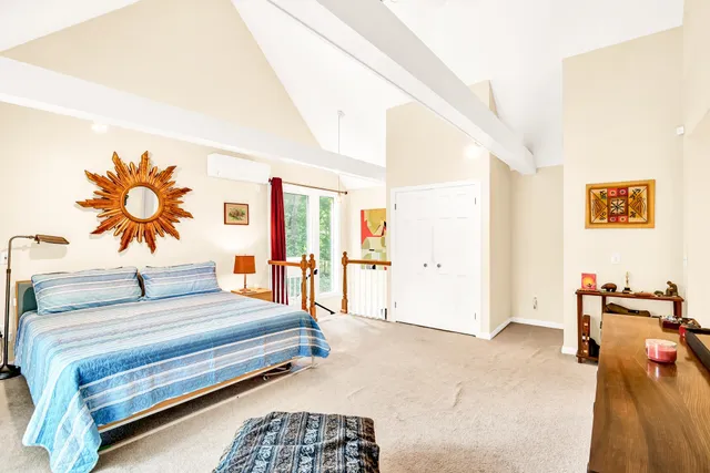 $1,100,000 | 46 Kensington Road, Hampton Falls, NH 03844