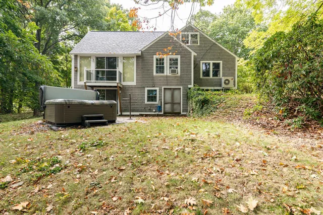 $1,100,000 | 46 Kensington Road, Hampton Falls, NH 03844