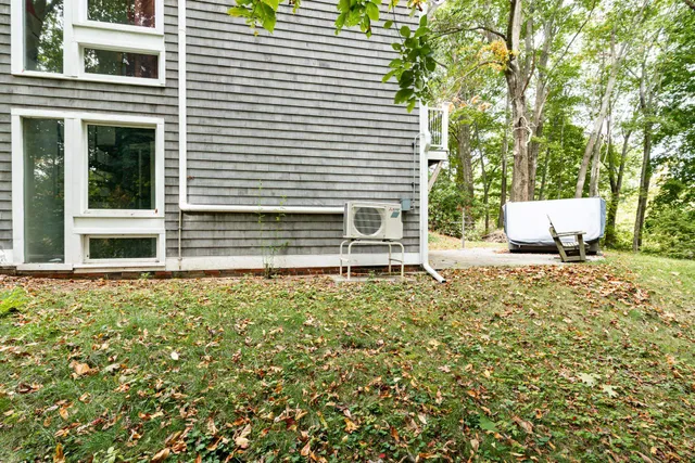 $1,100,000 | 46 Kensington Road, Hampton Falls, NH 03844