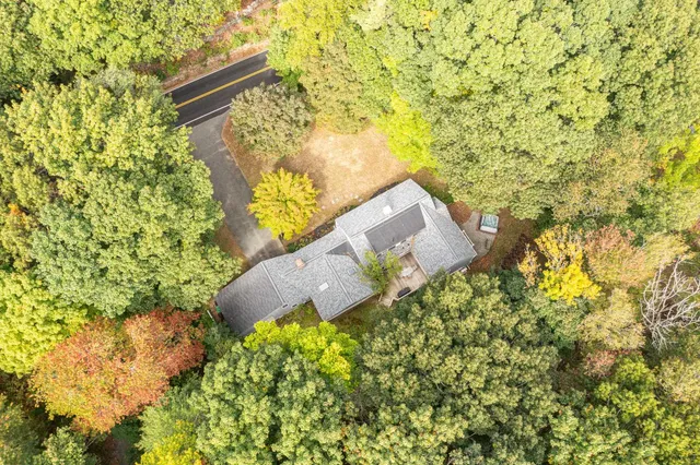 $1,100,000 | 46 Kensington Road, Hampton Falls, NH 03844