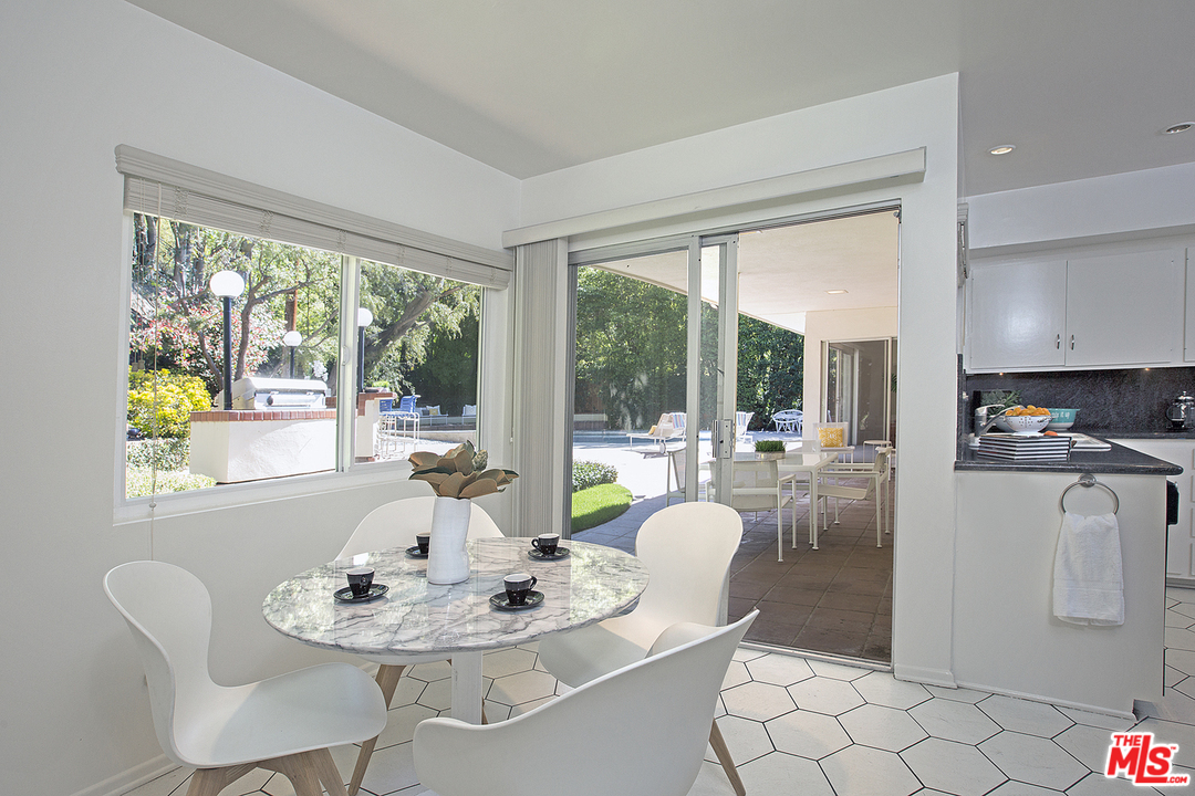 1800 Roscomare Road Los Angeles, CA 90077 - Photo 17 of 34