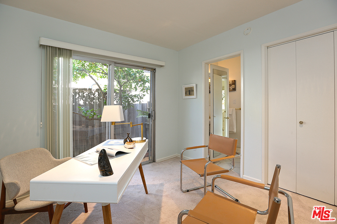 1800 Roscomare Road Los Angeles, CA 90077 - Photo 22 of 34