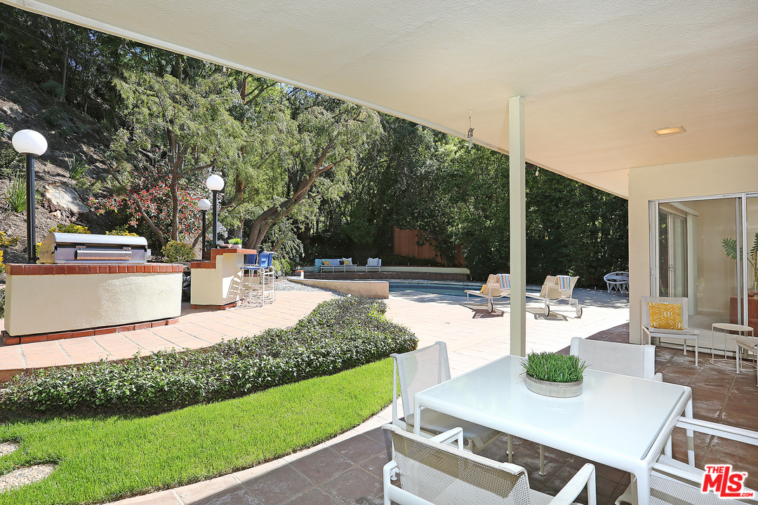 1800 Roscomare Road Los Angeles, CA 90077 - Photo 29 of 34