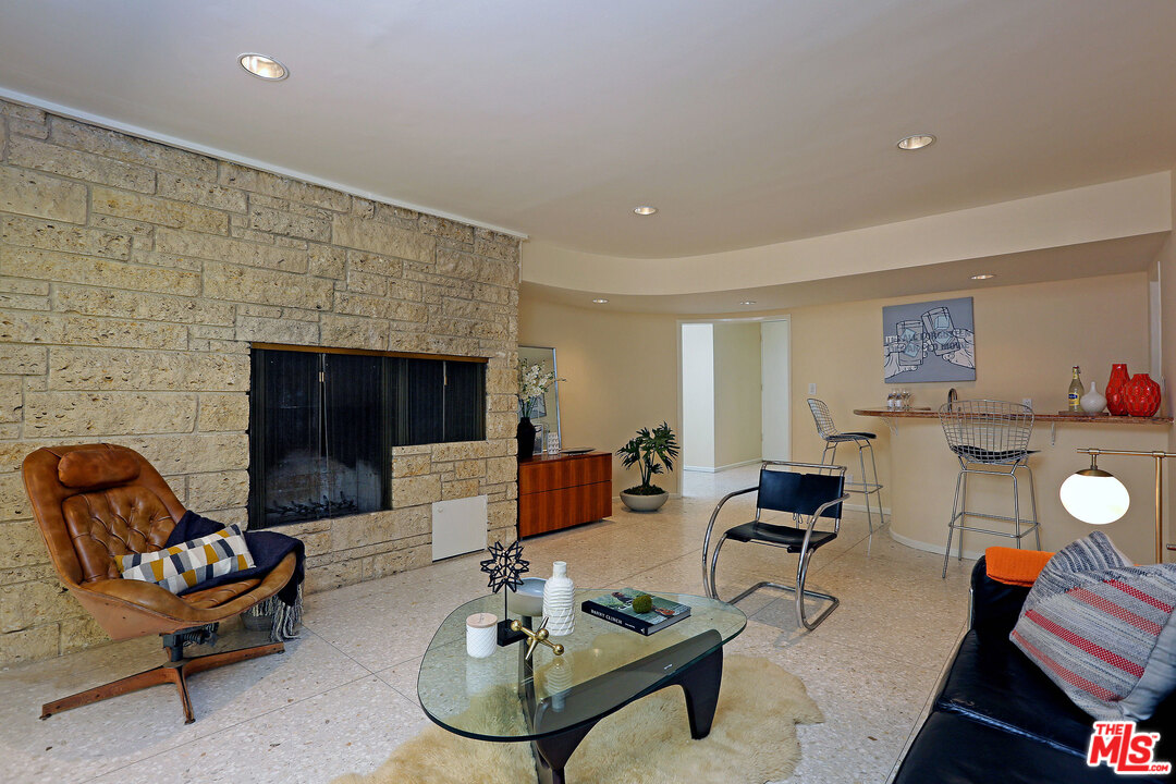 1800 Roscomare Road Los Angeles, CA 90077 - Photo 8 of 34