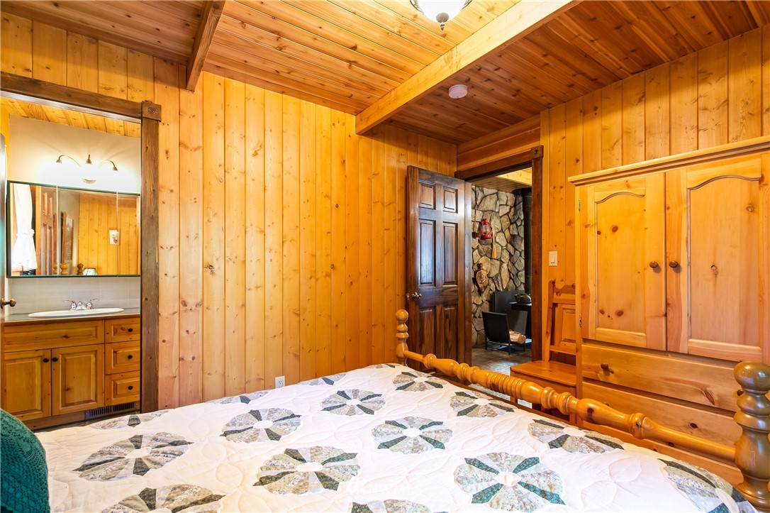 15030 Welcome Road Glacier, WA 98244 - Photo 18 of 40 Gallery Image 18