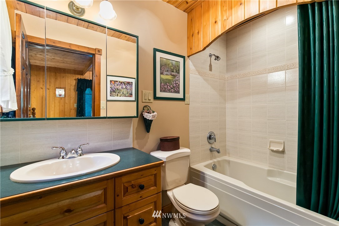 15030 Welcome Road Glacier, WA 98244 - Photo 19 of 40 Gallery Image 19