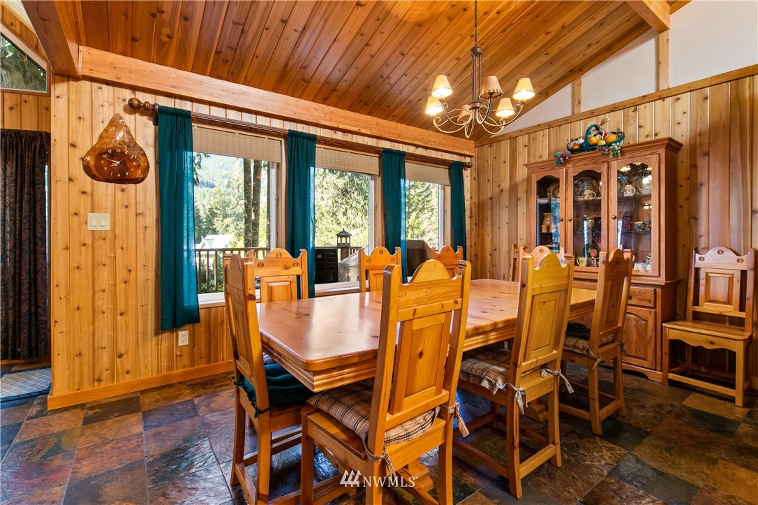 15030 Welcome Road Glacier, WA 98244 - Photo 10 of 40 Gallery Image 10