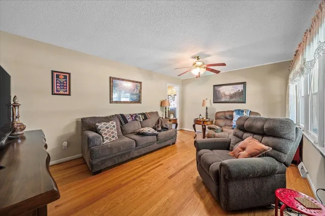 $215,000 | 128 State Rd S-44-313, Union, SC 29379