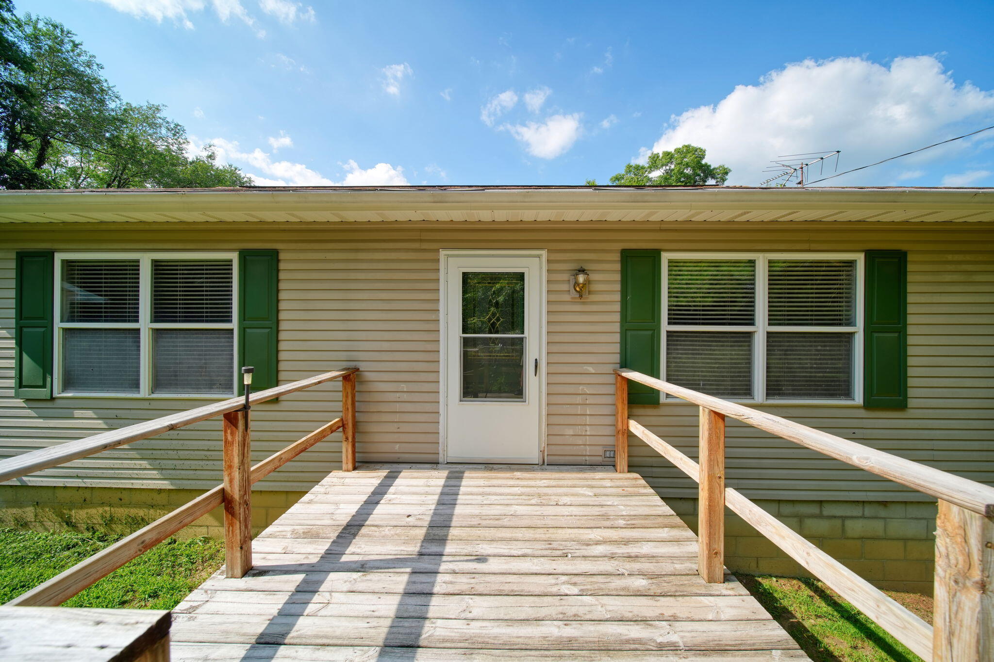 9130 Gordon Road Parma, MI 49269 - Photo 6 of 47 6