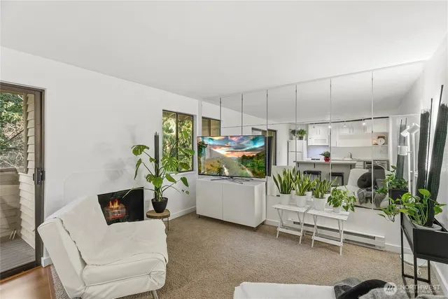 $199,950 | 23453 16th Avenue South, Unit A304, Des Moines, WA 98198