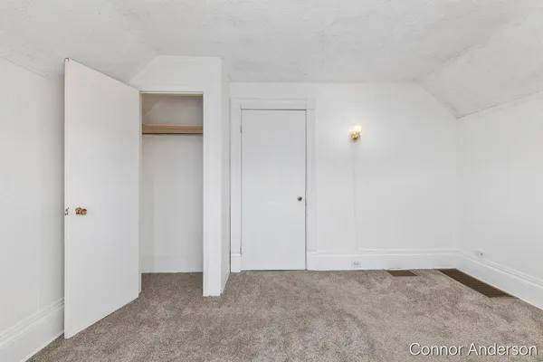 $280,000 | 1027 Fulton Street East, Grand Rapids, MI 49503