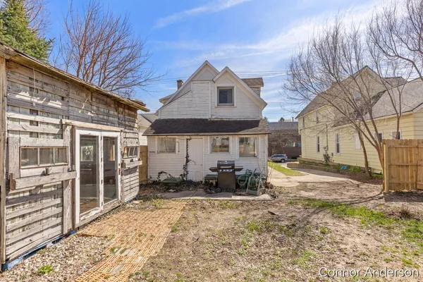 $280,000 | 1027 Fulton Street East, Grand Rapids, MI 49503